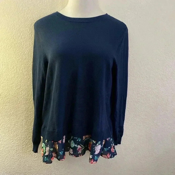 💥Time & Tru Sprint Print Sweater Top M - Picture 2 of 8